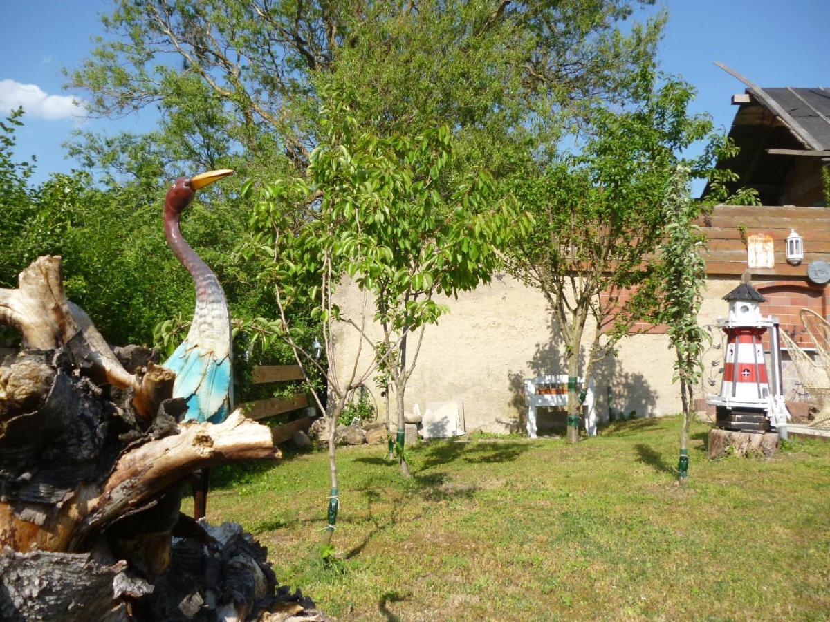 "Haus Ambiente" Apartment & Gaestehaus Brome - Modern, Zu Fairen Preisen Extérieur photo