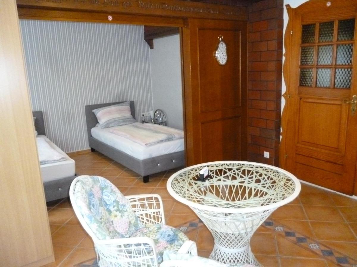 "Haus Ambiente" Apartment & Gaestehaus Brome - Modern, Zu Fairen Preisen Extérieur photo