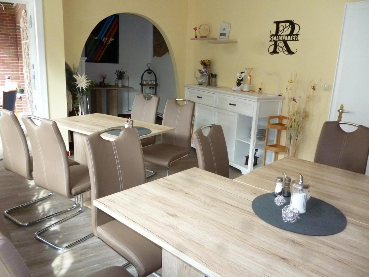 "Haus Ambiente" Apartment & Gaestehaus Brome - Modern, Zu Fairen Preisen Extérieur photo